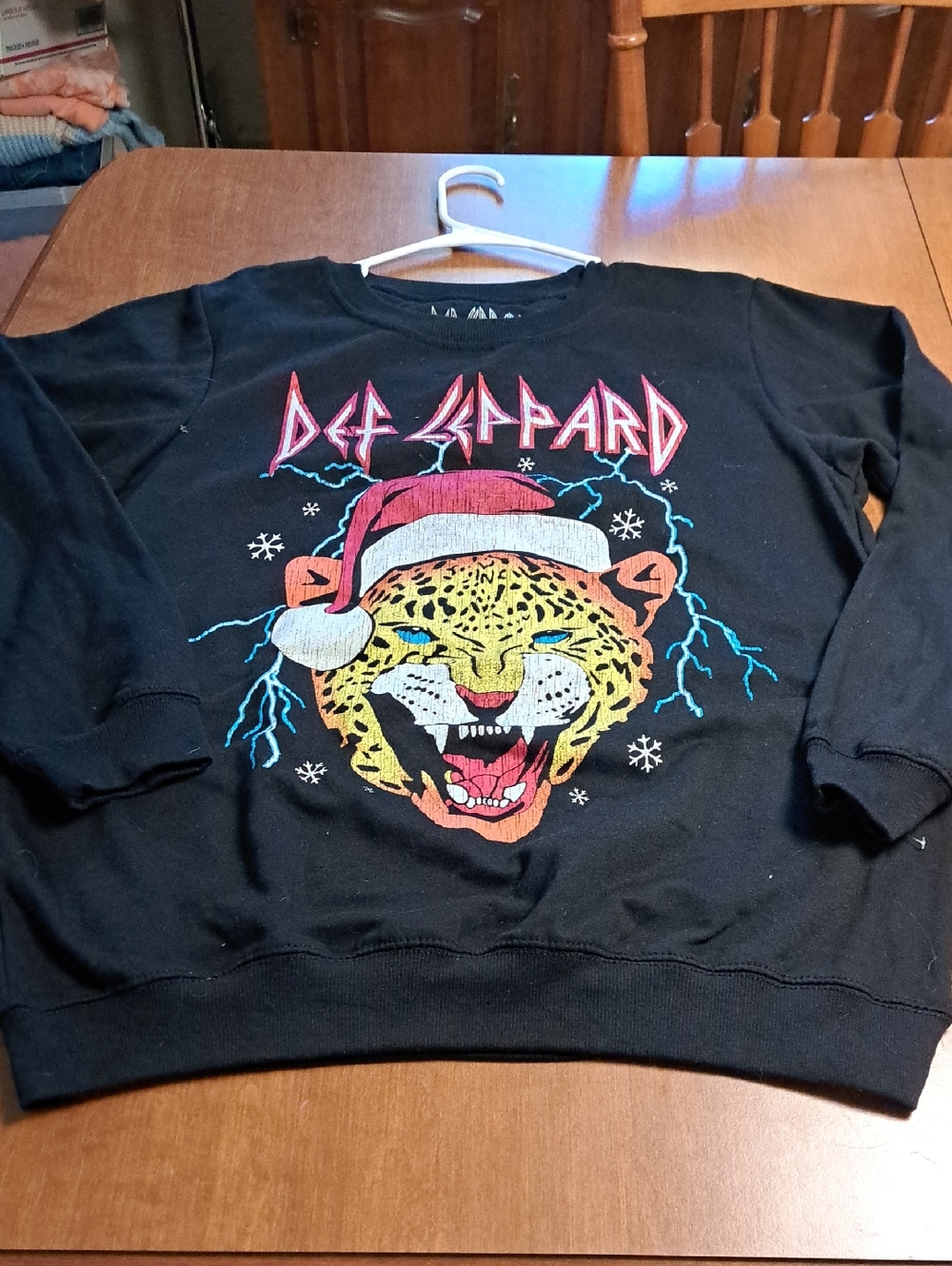 Def Leppard Black Graphic Holiday Crewneck Sweater Ptp 23"
